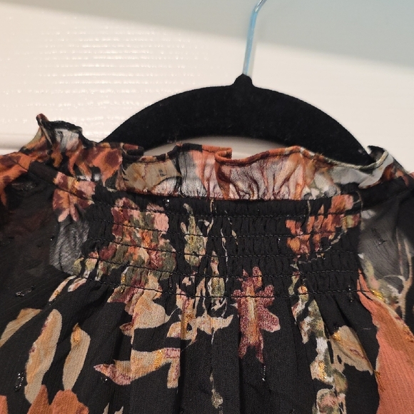 Haver & Blair Ruffle Neck Floral Butterfly Blouse - Picture 13 of 16